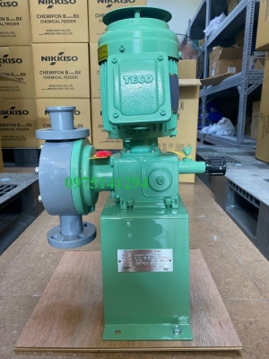 Bơm Định Lượng Hóa Chất Nikkiso AHA 12 PVC